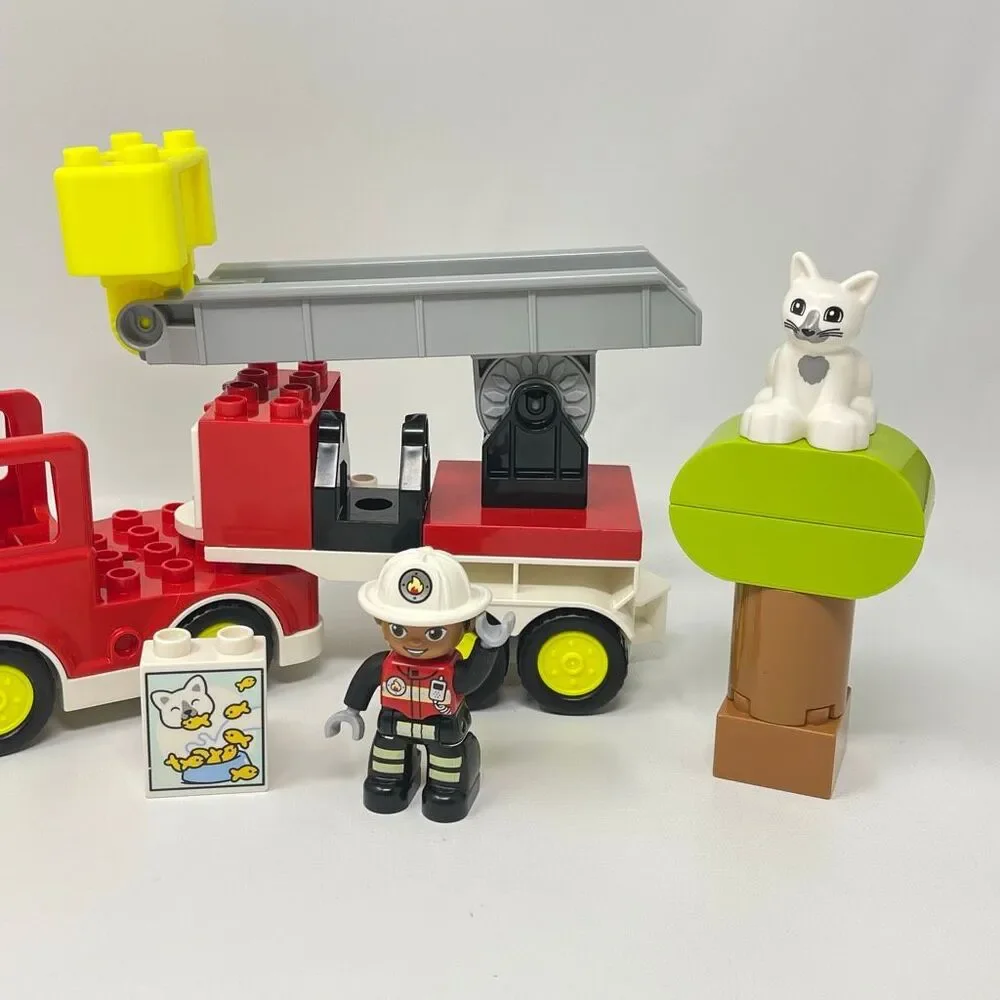 Lego duplo fire